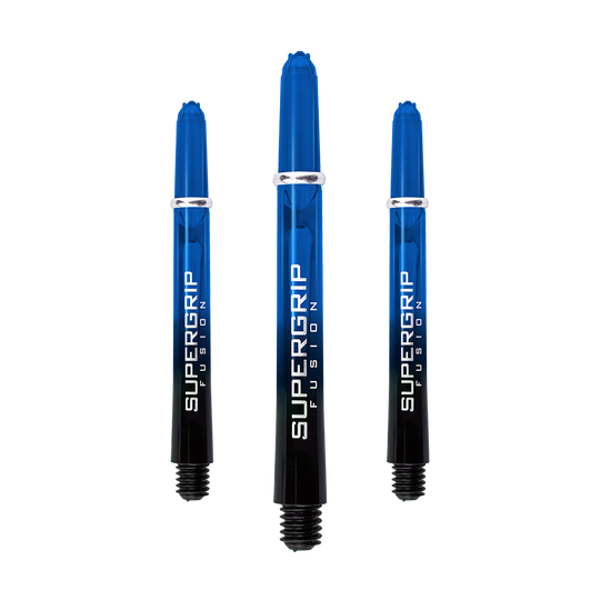 HR338_Harrows_Supergrip_Fusion_Shafts_Blau_47mm_1qnnXNiW6XdEqY Das Bild zeigt drei blaue Harrows Supergrip Fusion Shafts. Sie sind Dartschäfte mit dem Aufdruck "SUPERGRIP FUSION" in weißer Schrift.