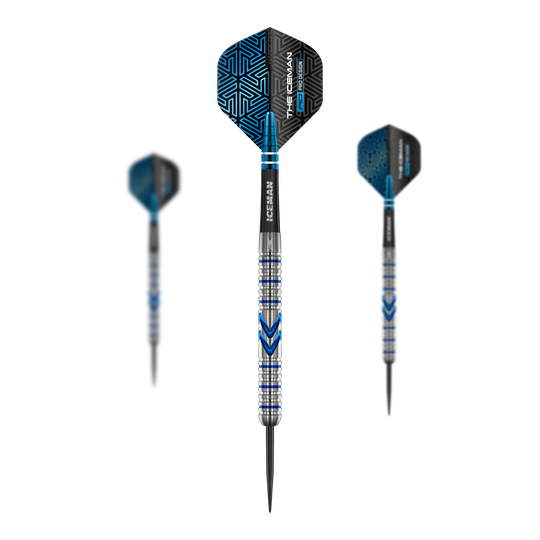 Dardos de acero Red Dragon Gerwyn Price Iceman Midnight Edition Das Bild zeigt die Steeldarts "Red Dragon Gerwyn Price Iceman Midnight Edition". Die Darts haben ein silbernes und blaues Design mit auffälligen schwarzen Flights.