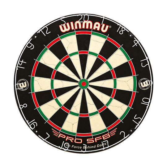 1602_Winmau_Pro_SFB_Dartboard_1Fx9cZbulZ9yaC Das Bild zeigt eine Winmau Pro SFB Dartboard. Die Dartscheibe ist rund und in typische Segmente unterteilt, mit auffälligen roten, grünen, schwarzen und weißen Bereichen.