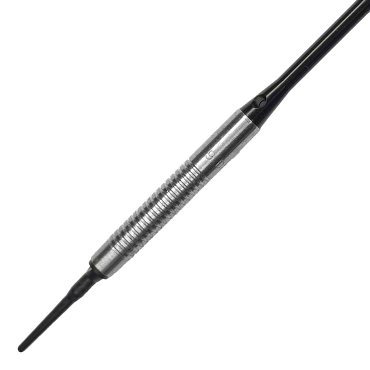 Dardos blandos McDart 85 Tungsten V21 - 18,5 g Das Bild zeigt einen McDart 85er Tungsten V21 Softdart mit einem Gewicht von 18,5g. Der Dartpfeil hat eine silberne, gerillte Griffzone und eine schwarze Spitze.