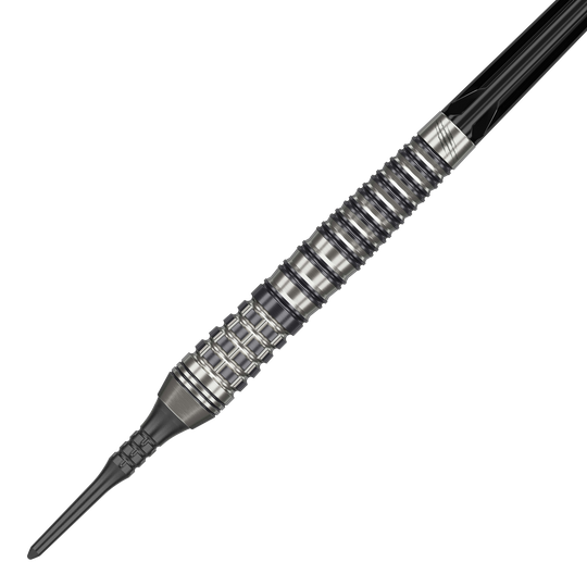 Dardos blandos Target Japan Black Marque Renegade 4 - 19 g Das Bild zeigt einen Target Japan Black Marque Renegade 4 Softdart mit 19g Gewicht. Der Dart hat ein silber-schwarzes, gerilltes Design und eine schwarze Softspitze.