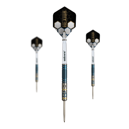 Dardos de acero Unicorn Hexium Style 02 azules y dorados Auf dem Bild ist ein Set der Unicorn Hexium Style 02 Blue & Gold Steeldarts abgebildet. Das Set enthält Steeldarts in eleganten Farben.