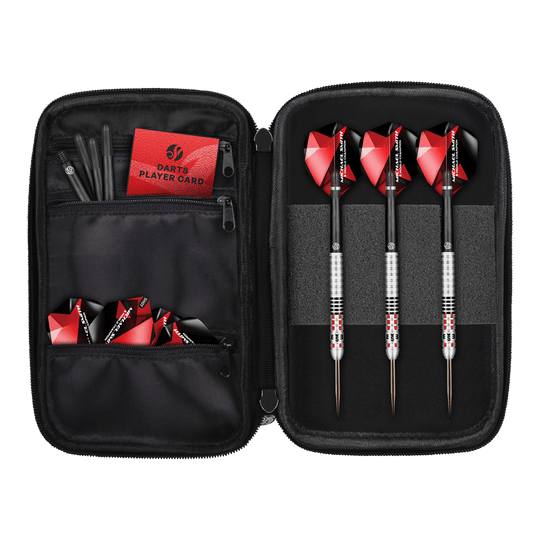 Estuche de dardos de bolsillo Shot Michael Smith World Champion - Victory Das Bild zeigt das Produkt "Shot Michael Smith World Champion Pocket Dartcase - Victory". Im Etui befinden sich drei Darts, Ersatzteile und eine Darts-Spielerkarte, alles ordentlich verstaut.