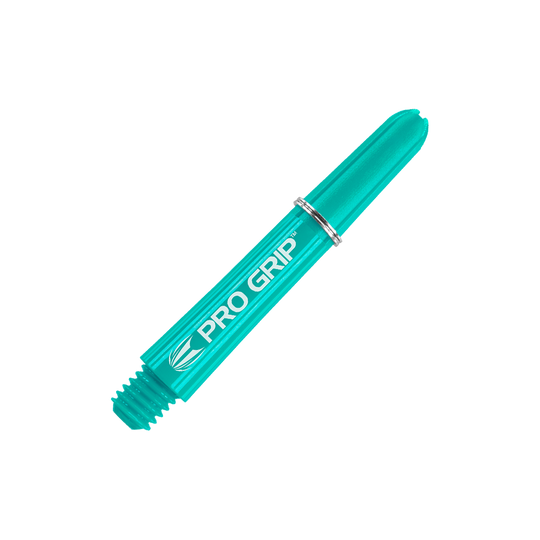 Varillas Target Pro Grip - 3 juegos - Aqua Das Bild zeigt einen aqua-blauen Pro Grip Dart-Schaft mit silbernem Ring. Auf dem Schaft steht der Schriftzug „PRO GRIP“.