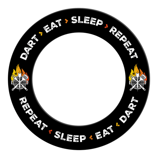 Diana McDart: Dardos, Comer, Dormir, Repetir Abgebildet ist ein Produkt mit dem Namen MSF-I1_McDart_Dartboard_Surround_Dart_Eat_Sleep_Repeat_Schwarz_2. Das Bild zeigt Details und Gestaltung dieses Artikels.