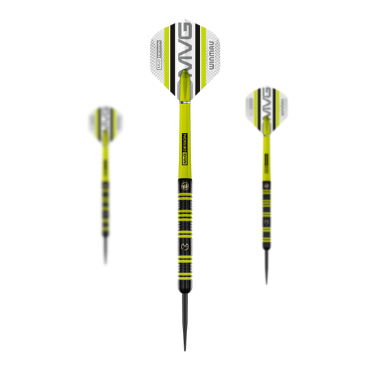 Dardos de acero Winmau Michael Van Gerwen 85 Pro-Series Das Bild zeigt drei Winmau Michael Van Gerwen 85 Pro-Series Steeldarts. Die Darts sind schwarz-gelb gestaltet und haben Flights mit dem Schriftzug "MVG" und "Winmau".