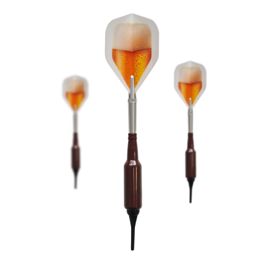 Dardos blandos McDart Prost con forma de botella de cerveza, con 100 puntas blandas - 16,5 g Abgebildet ist ein Set McDart Prost Bierflaschen Softdarts mit 100 Softdartspitzen, 16,5 g. Diese Softdarts haben die Form einer Bierflasche und eignen sich ideal als Geschenk.