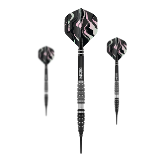 Dardos blandos Red Dragon Paradym Torpedo - 20 g Das Bild zeigt drei Softdarts des Modells "Red Dragon Paradym Torpedo - 20g". Die Darts haben schwarze, silberne und gemusterte Flights mit einem modernen Design.