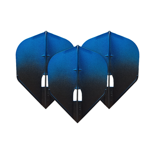Vuelos L-Style Two Tone L3PRO Auf dem Bild sind drei blaue Dartflights zu sehen. Sie haben ein zweifarbiges Design mit einem Verlauf von Blau zu Schwarz.